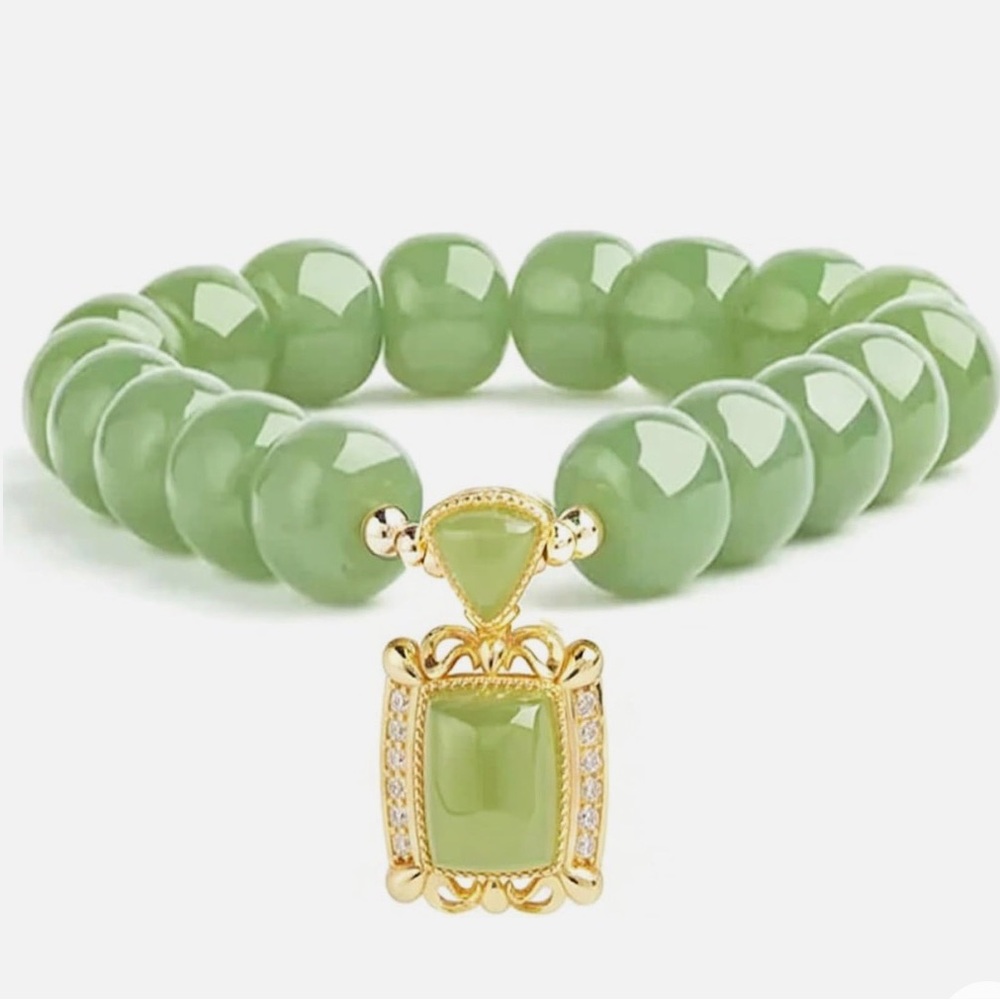 Elegant Lucky Jade Green Color Beaded Bracelet with Gold Accents